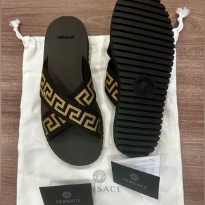 Versace criss cross la greca slippers